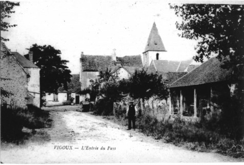 _Laroche_Marie_Line_10_Vigoux_l_entr__e_du_Pays.jpg